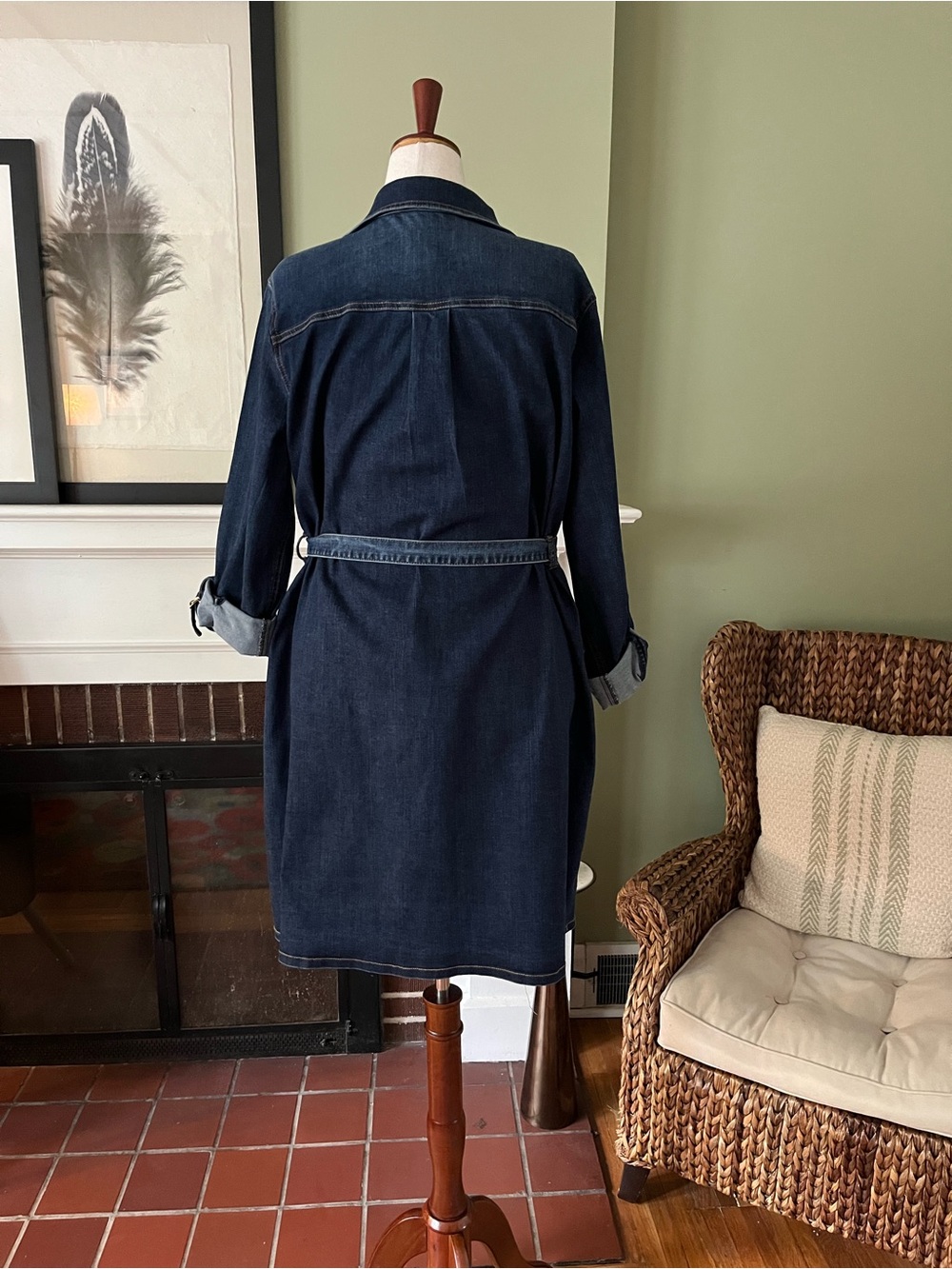 ELOQUII Dark Wash Denim Shirt Dress | Belted | Size 22 - Picture 4 of 6